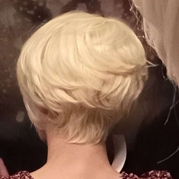 Wigsis Full Wig ❤️ Blonde - Picture 6 of 8